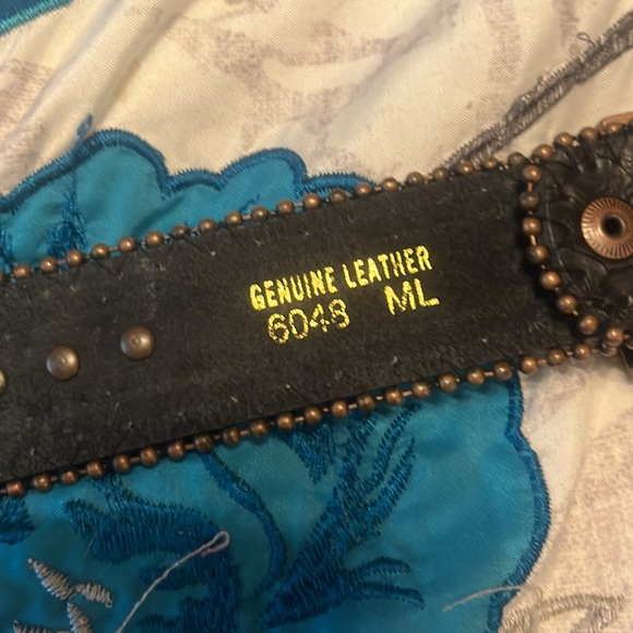 Beautiful Sparkly Western Belt Size M/L
